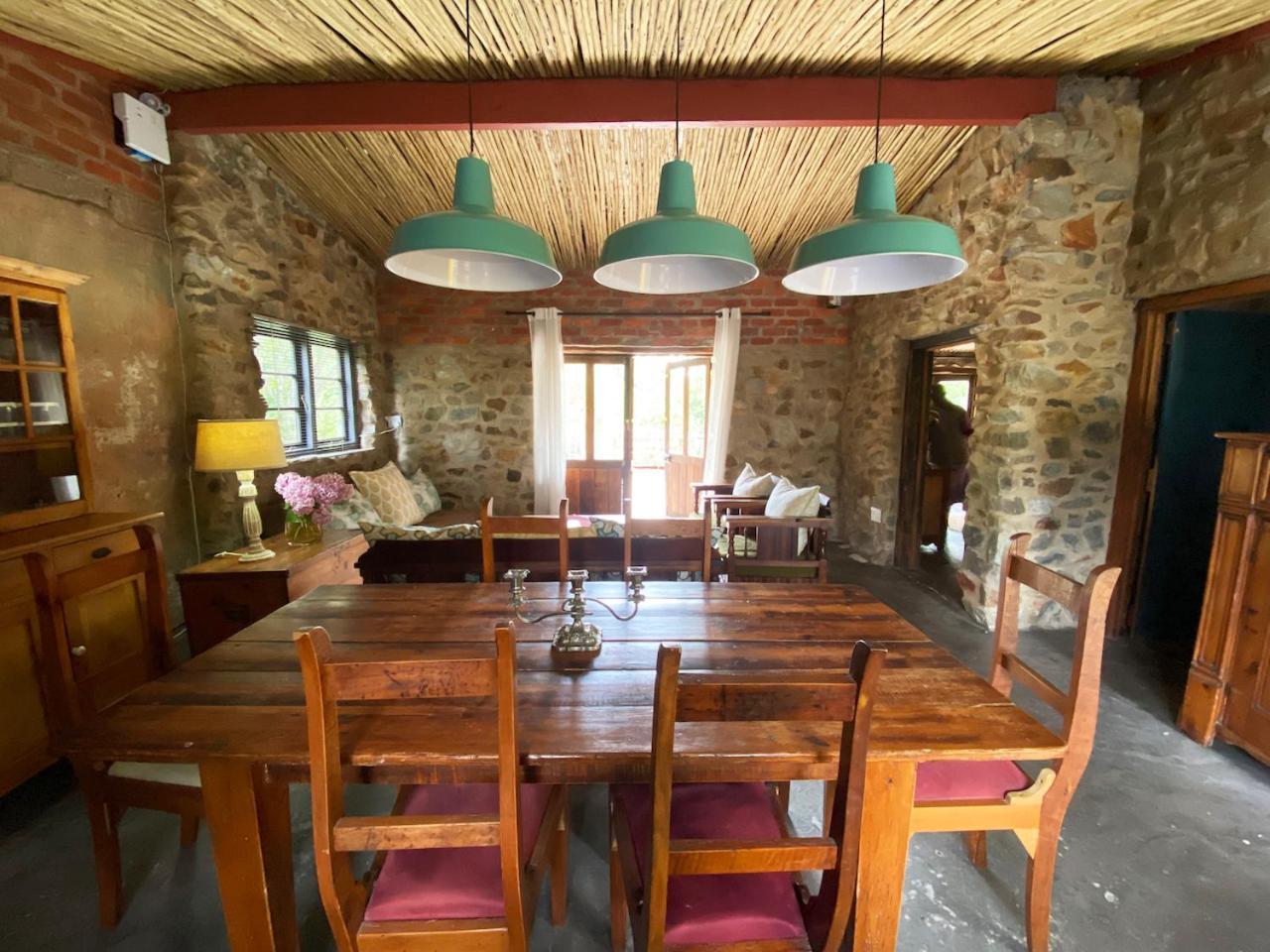 The Riverdeck Accommodation And Backpackers Knysna Eksteriør billede